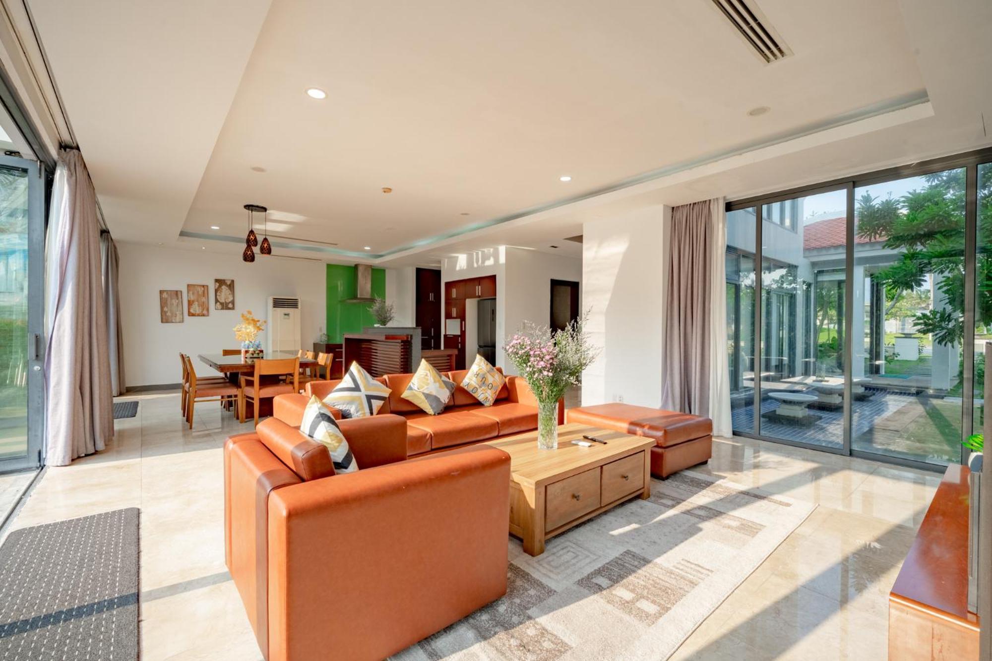 Diamond Beach Villa Da Nang Exterior photo