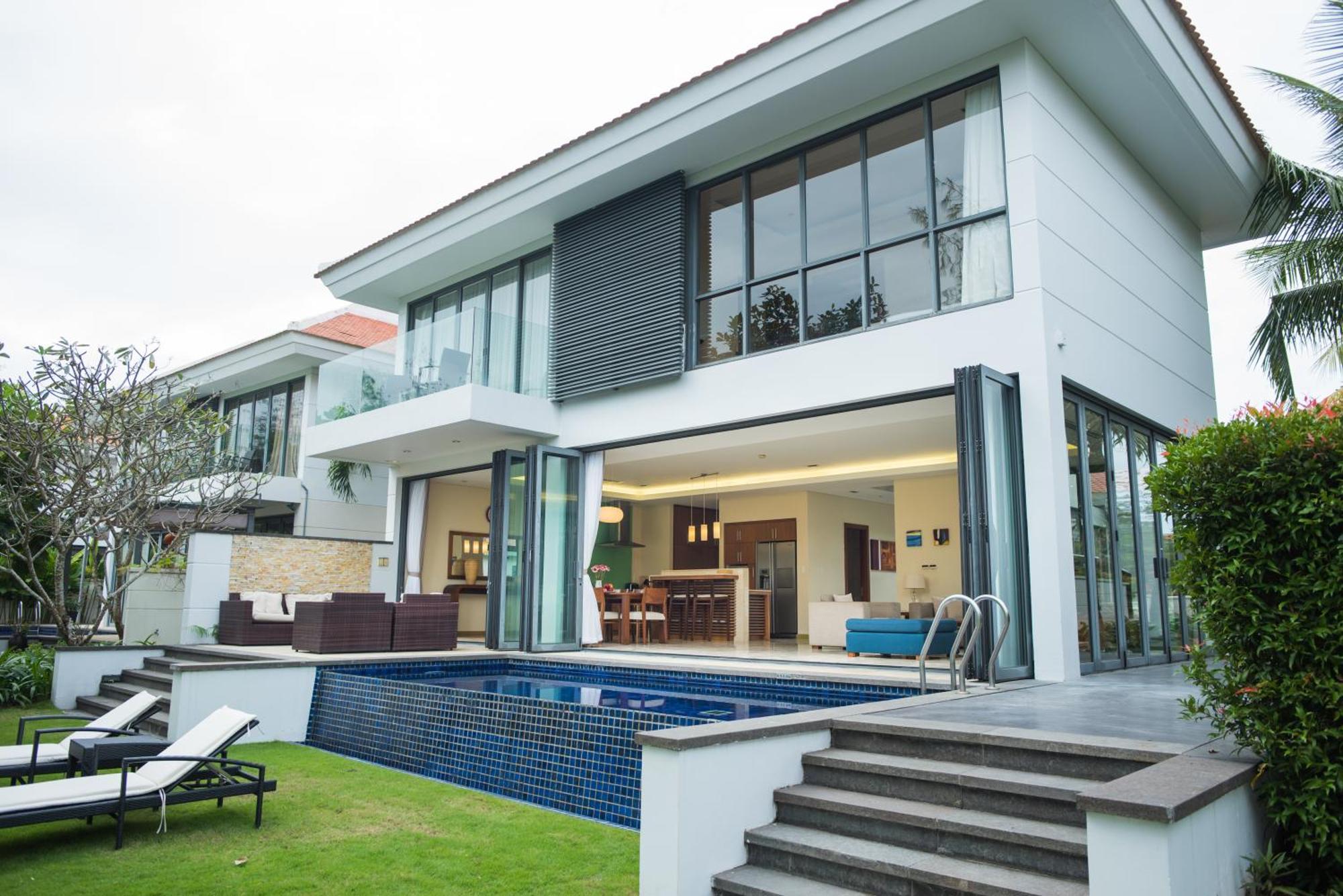 Diamond Beach Villa Da Nang Exterior photo